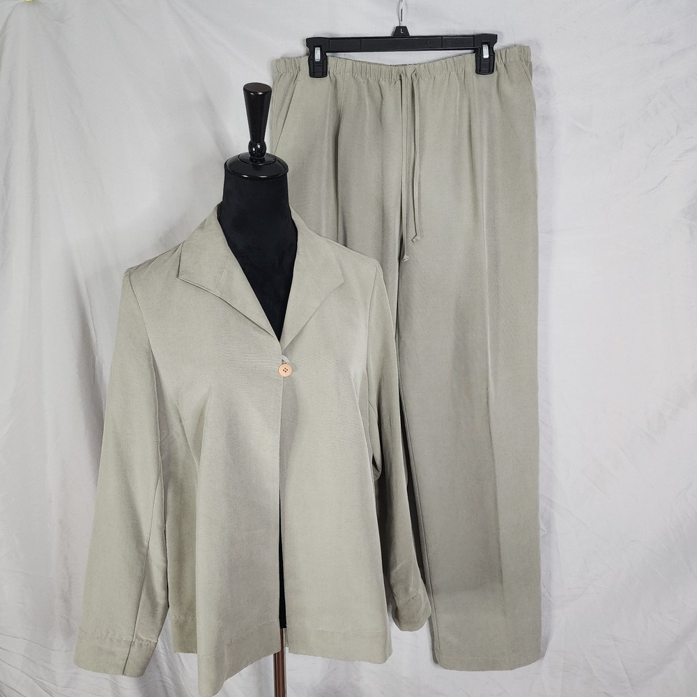 New Vintage! SIGRID OLSEN Sport Size 8/L Hazy Olive 2pc Pants Jacket Set Pockets